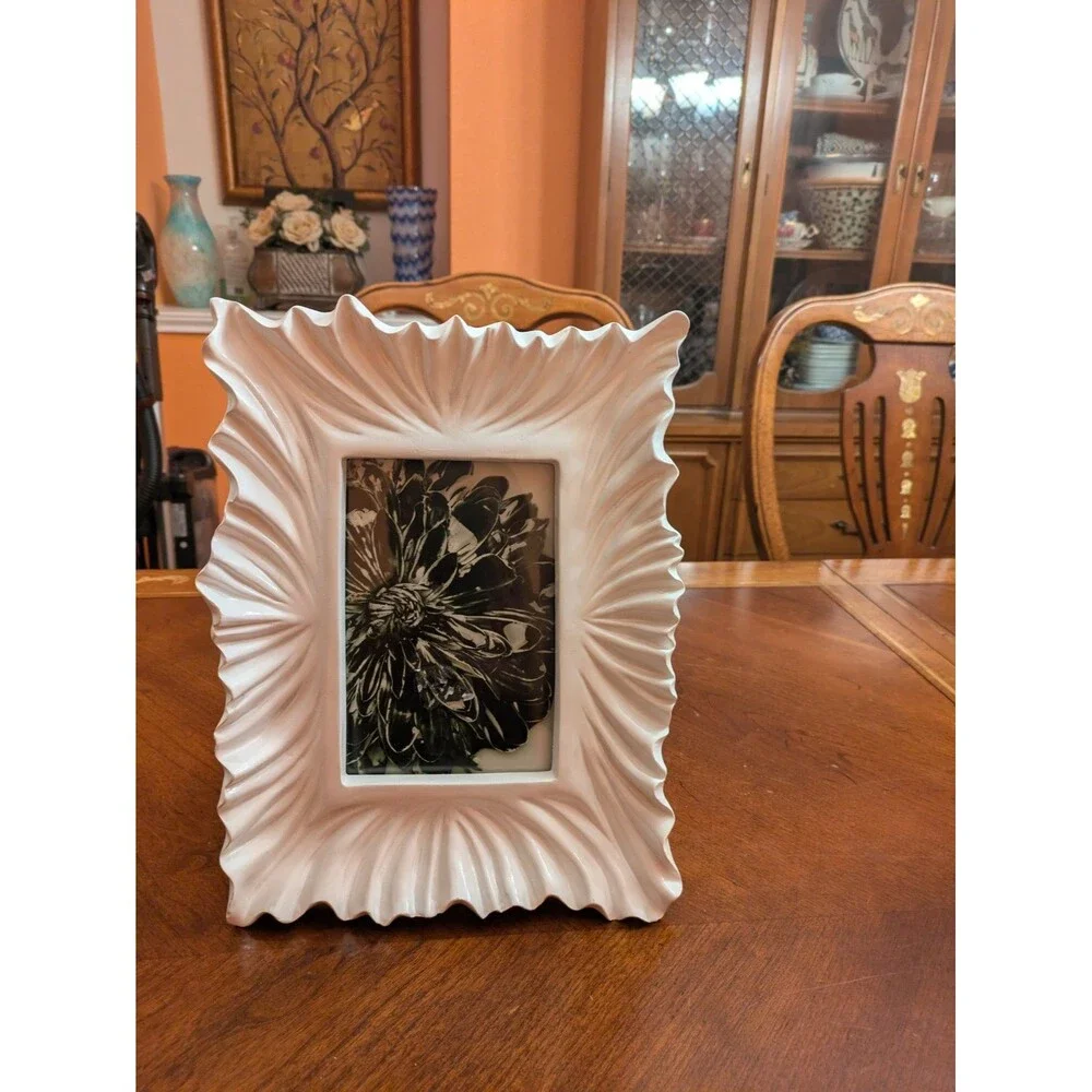 Aaron Brothers Hot House Frame For 5”x7” Photo